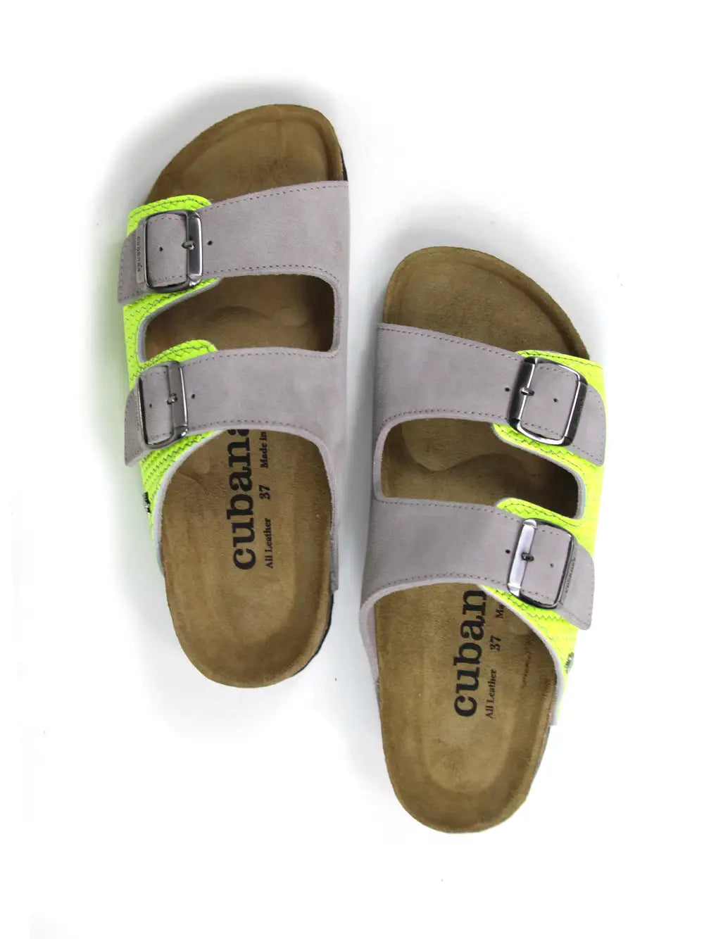 Sandália em Camurça Cinza e Pele Amarela