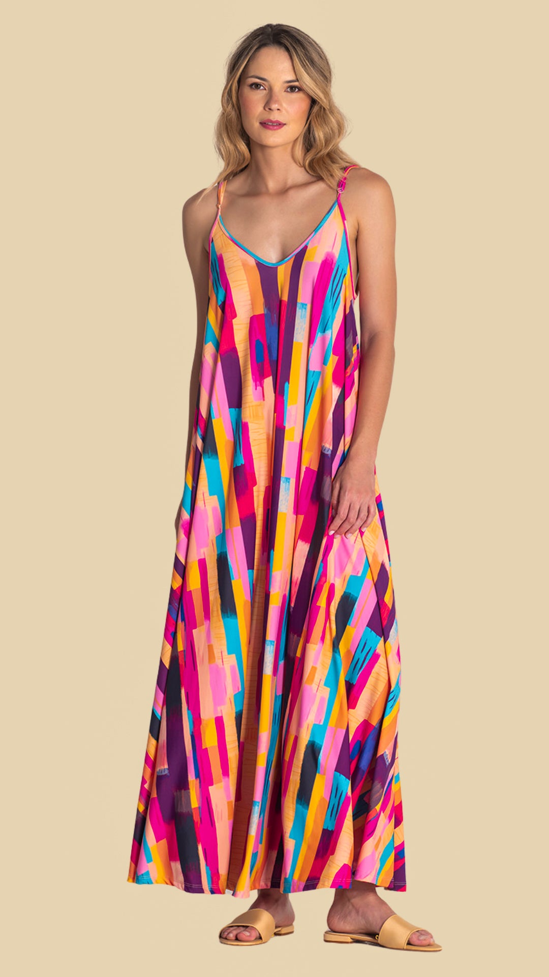 Vestido Alças Finas com Padrão Colorido Ruga